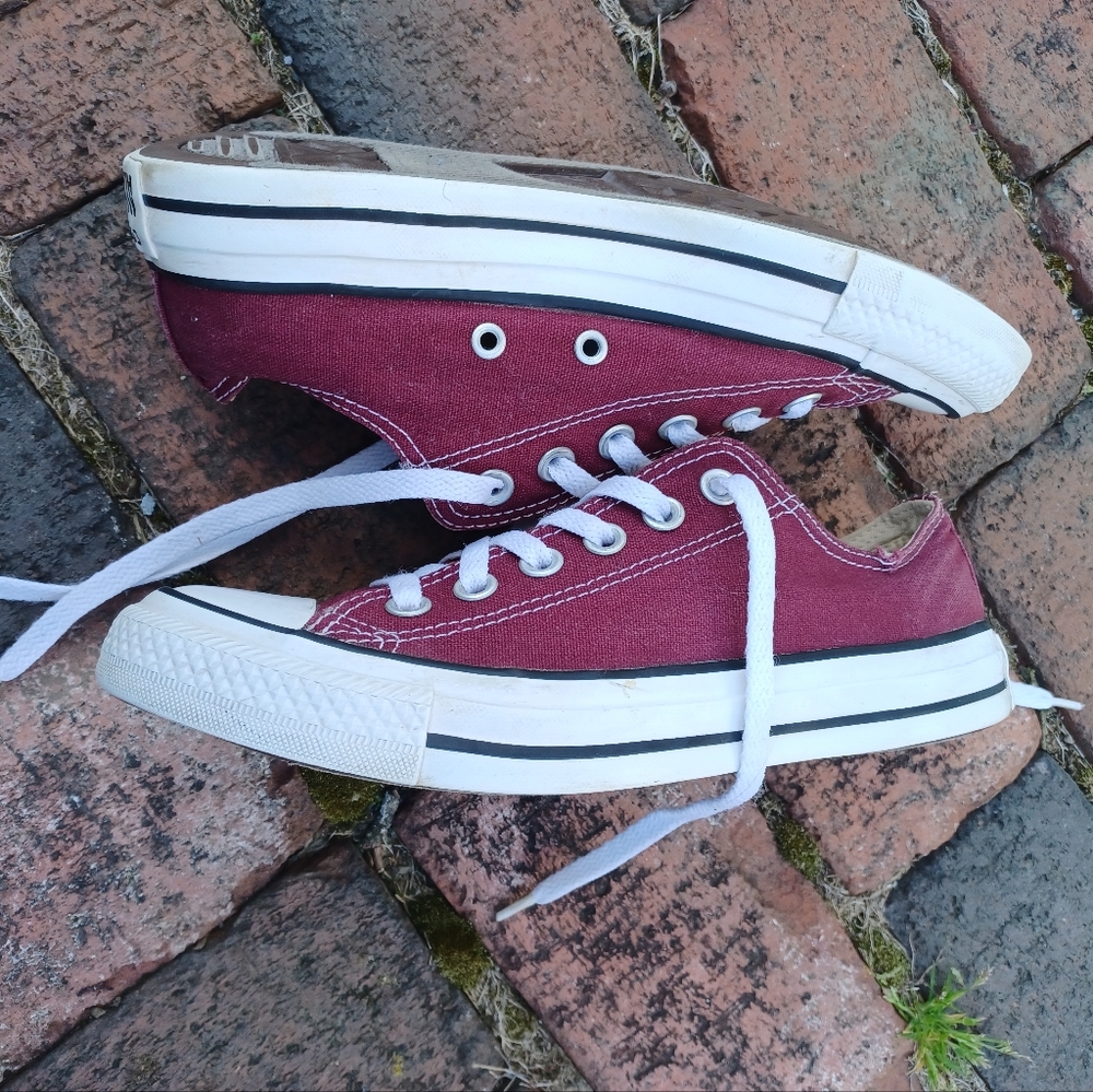 New Converse low dark burgandy red unisex shoes sneakers size - Mens 5 Womens 7 - Picture 5 of 6